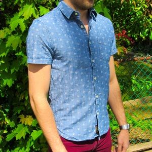 Floral Pattern Chambray S/S Button Down